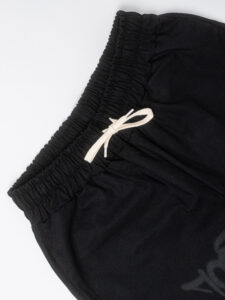 DISCLAIMER Pantalone con coulisse in gabardine con stampa graffiti 25EDS54898 Nero (2)