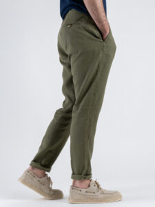 GIANNI LUPO Pantalone cropped con gamba morbida in lino e coulisse in vita MICHIGAN Military (4)