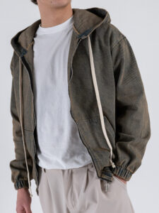 Giacchetta in jeans slavato con zip e cappuccio PT394 (4)