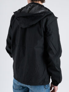 Giubbino con cappuccio in tessuto tecnico YC3001 Nero (2)