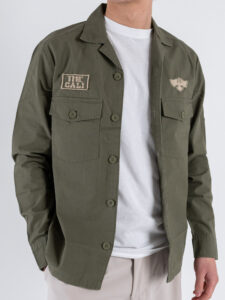 ONLY&SONS Camicia sportiva con patch militari FLY 22032600 Dustry Olive (4)