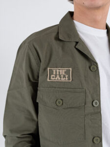 ONLY&SONS Camicia sportiva con patch militari FLY 22032600 Dustry Olive (5)