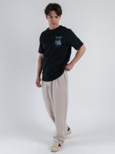 ONLY&SONS T-shirt con piccola stampa sul cuore BISTRO 22033630 Jet Black (2)