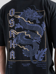 ONLY&SONS T-shirt over con stampa frontale Osaka e dragone sul retro 22039620 KEANE Black (4)