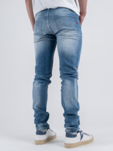 OVER-D Jeans azzurro leggermente slavato senza rotture D14 Azzurro (1)