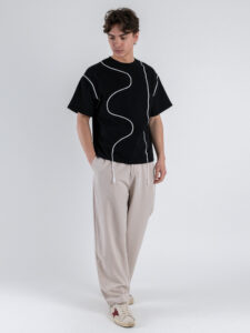 T-shirt a mezza manica con ricami GS9138 Nero (2)