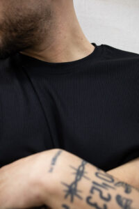 T-shirt basic a costine TNK021 Nero (5)