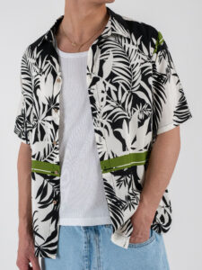 BL11 Camicia a MM in fantasia foglie spezzate 30923E30 Nera (4)