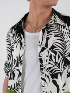 BL11 Camicia a MM in fantasia foglie spezzate 30923E30 Nera (5)
