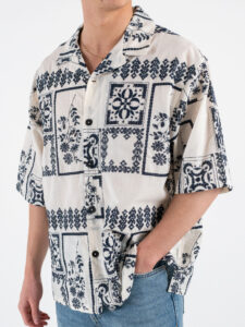Camicia con collo a V mezza manica in fantasia L815245 Blu (5)