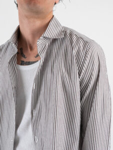 Camicia in cotone rigata con colletto 600AK Moro (3)