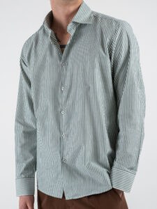 Camicia in cotone rigata con colletto 600AK Verde (4)