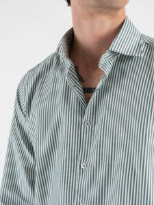 Camicia in cotone rigata con colletto 600AK Verde (5)