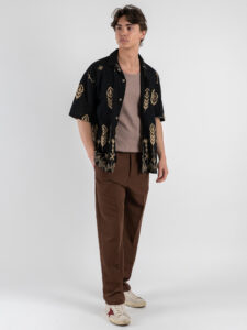 Camicia in fantasia con collo a V AFRODITE Black (2)