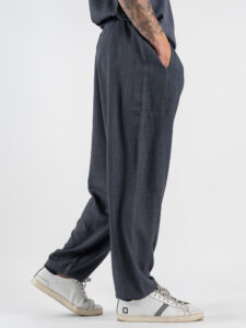 Coordinato con camicia a MM con colletto bianco + pantalone baggy fit FIA Piombo (10)