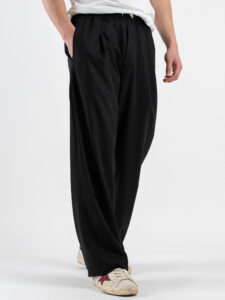 Coordinato giacchetta cropped + Pantalone baggy fit e coulisse ISA Nero (8)