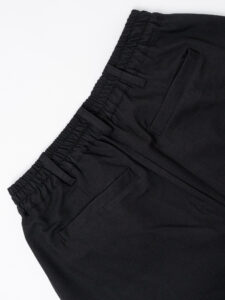 ESTASI Pantalone leggero gamba larga con elastico in vita YAMAL Nero (2)