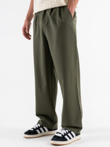 ESTASI Pantalone regular leggero con gamba larga ed elastico in vita YAMAL Verde Militare (2)