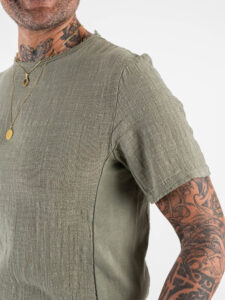 IMPERIAL T-shirt serafino effetto lino con retro in cotone liscio T84063006 Salvia (2)