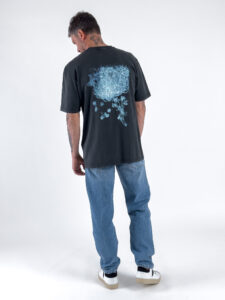 ONLY&SONS T-shirt over con stampa sul retro 22034347 ARTSY Jet BlackL da Vinci (2)