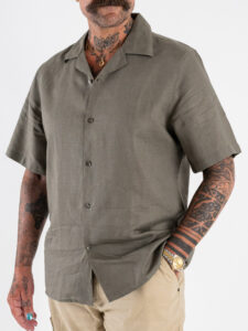 OVER-D Camicia a mezza manica in lino con collo bowling OC1S2S5C28 Militare (3)