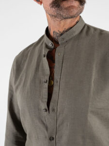 OVER-D Camicia in lino con collo coreana OC1S2S5C25 Militare (4)