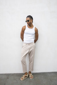 Abito regular leggero in poliviscosa con Giacca un bottone + Pantalone cropped TKN028 Beige (2)