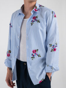 BLACKSUNDAY Camicia regular a righe ricamata con colletto KOS Azzurra (1)