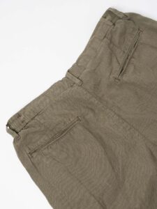 Bermuda regular in misto lino con elastico in vita KK903 Army Green (3)