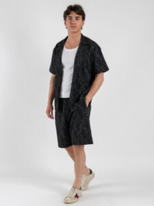 Coordinato Bermuda con coulisse in fantasia + Camicia mezze maniche AZ512 Nero (2)