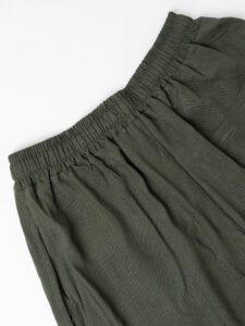 ESTASI Pantalaccio slim morbido in lino con coulisse in vita PAPEETE Militare (8)