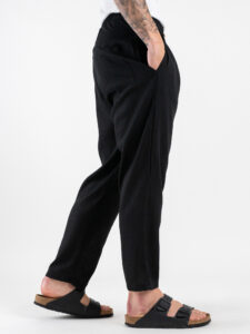 ESTASI Pantalaccio slim morbido in lino con coulisse in vita PAPEETE Nero (5)