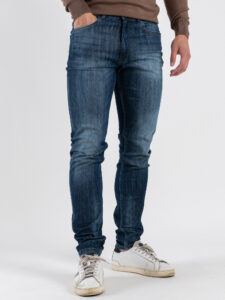 OVER-D Jeans slim azzurro senza rotture D12 Azzurro (7)