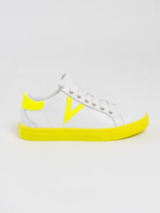 V2 Sneakers bianca con suola e tallone a contrasto giallo fluo e stringa intercambiabile blubianca SUBIV2 (2)