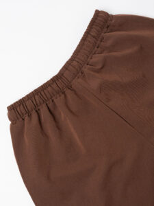 Bermuda con tasche laterali in poliviscosa morbido con coulisse in vita BELLINGHAM Cioccolato (3)