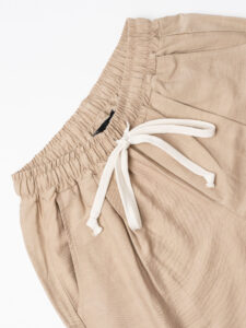 Coordinato leggero con pantalone cropped+giacca doppiopetto SN666 Beige (12)