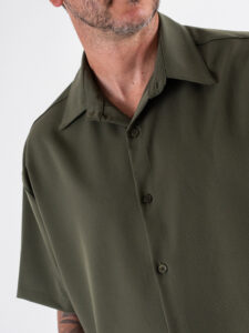 ESTASI Camicia regular MM con colletto YAMALSANE’ Verde Militare (5)