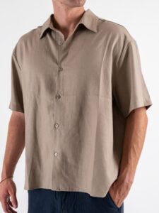 ESTASI Camicia regular in misto lino con colletto VALVERDE Fango (5)