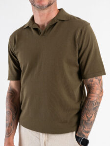 Polo in maglia con collo a V AJ779 Army Green (3)