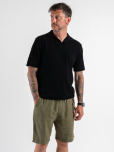 Polo in maglia con collo a V AJ779 Black (2)