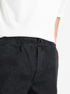 Bermuda in jeans baggy con coulisse in vita GR112 Black (1)