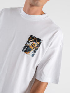 INDEPENDENT REPUBLIC T-shirt boxy fit con stampa FOOTBALL KING Bianca (6)