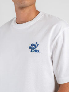 ONLY&SONS T-shirt over con stampa giapponese logo e sole TONKU 22035534 Bright WhiteTokyo (2)