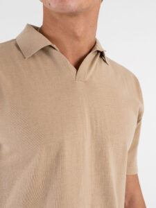 Polo in maglia con collo a V AJ779 Khaki (4)