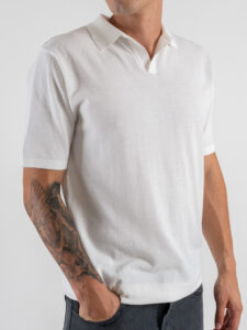 Polo in maglia con collo a V AJ779 White (1)