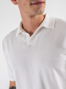 Polo in maglia con collo a V AJ779 White (4)