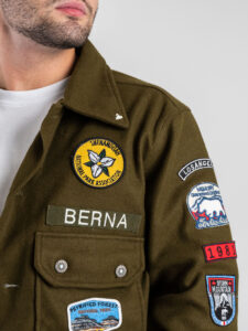 BERNA Giacca misto lana con patch BOY SCOUT 252306 Verde (4)
