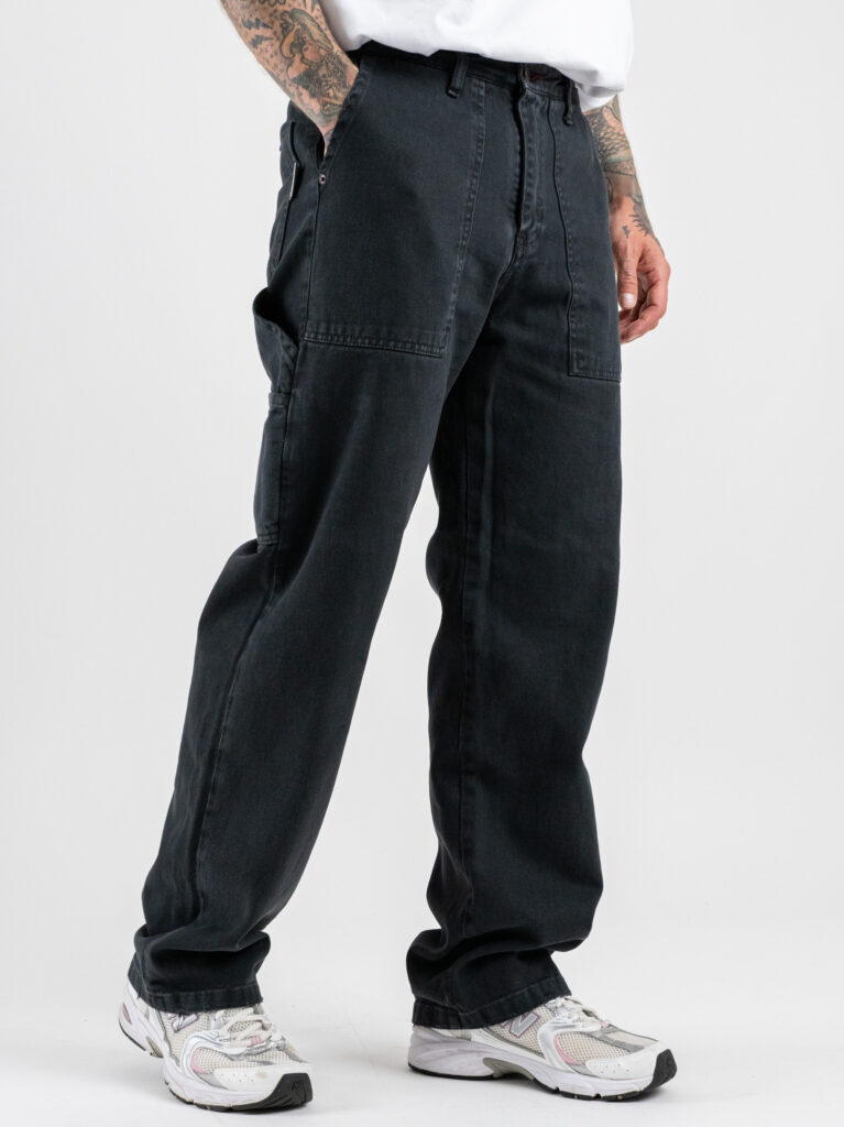 BERNA Pantalone in denim con pinces, gamba morbida