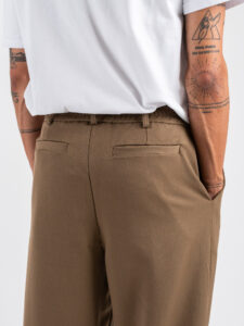 ESTASI Pantalone regular invernale con gamba larga ed elastico in vita YAMAL INV Fango (1)