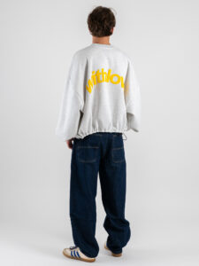 Felpa a girocollo con manica molto ampia e scritta sul retro WITHLOVE Grigio Melange (4)